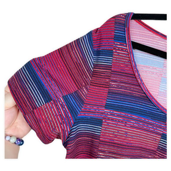 Lularoe Classic T Womens Shirt Stripe Block Abstract High Low Red Blue S - Picture 3 of 8